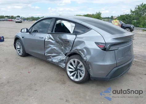 2026 Tesla Model Y z USA, uszkodzony, nr VIN 7SAYGDEE0TA381400